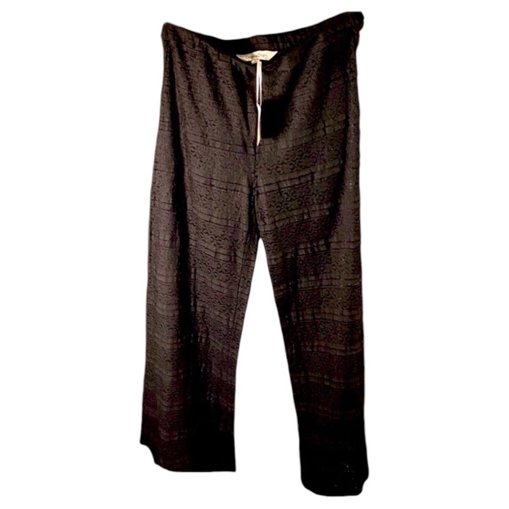 Davi & Dani Lace Coverup See a sexy and Cute Pants - Size L